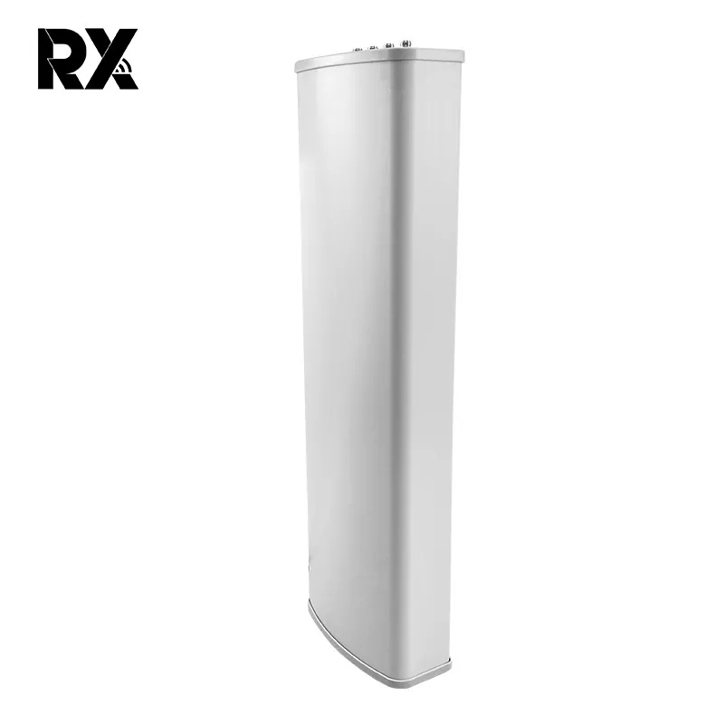 آنتن پانل 15 dBi بالا 700-2700MHz 100W برای فضای باز